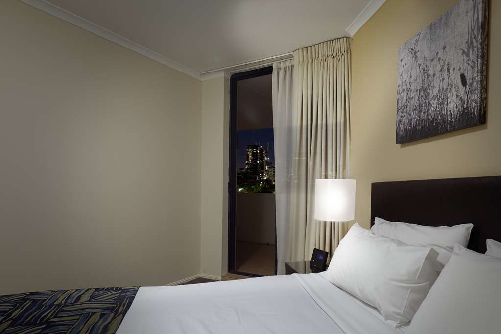 West End Central Apartments Brisbane Room photo